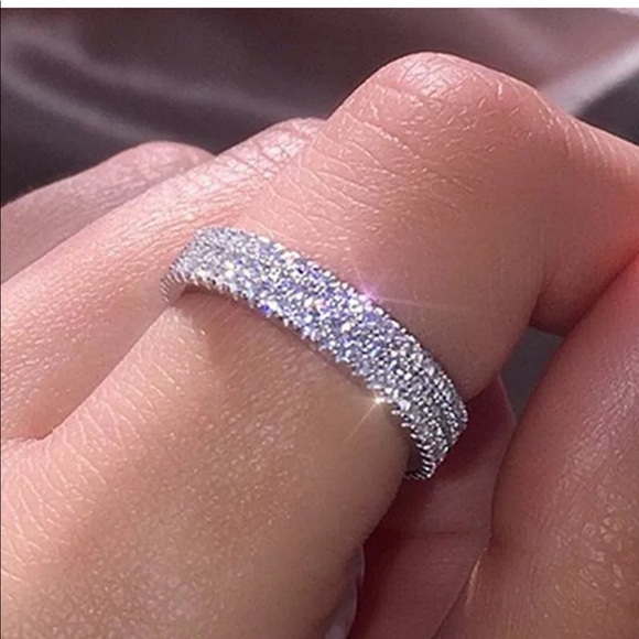 Jewelry - 925 silver engagement wedding band